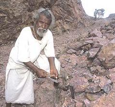 Dashrath Manjhi-hombre de la montaña de la India