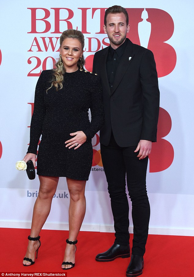 Tiempos felices: la pareja fotografiada un mes después de anunciar que esperaban su segundo hijo este año, en los premios BRIT en febrero.
