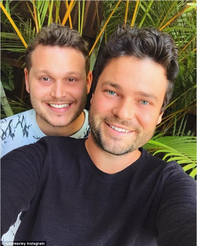 Ya enamorado: Luke Reavley, de 27 años, dejó de afirmar que tenía una relación sentimental con Bindi Irwin el mes pasado después de publicar una foto en Instagram en su cumpleaños con su novio Mitch.