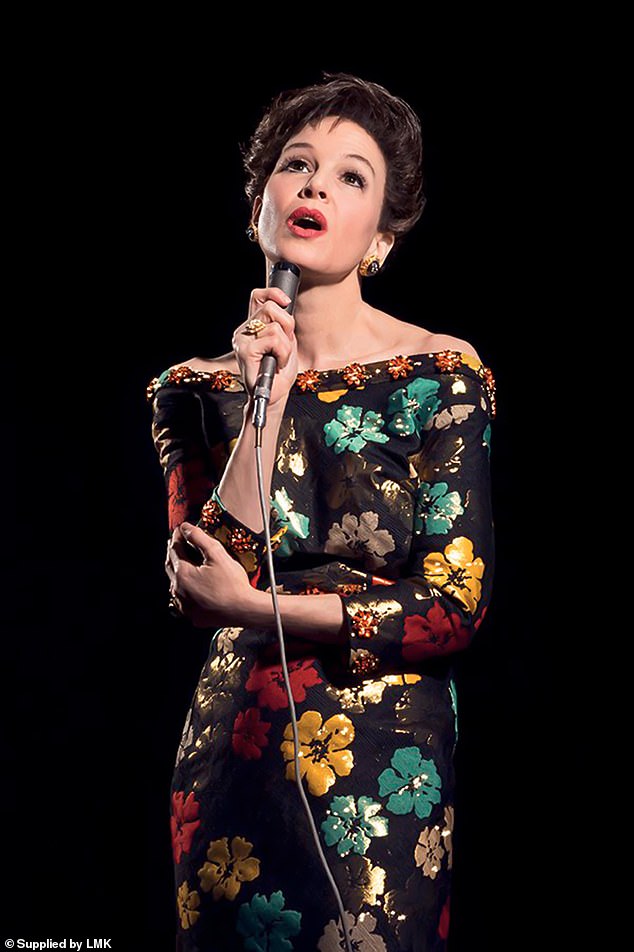 Ya se rumorea que la interpretación de Renée Zellweger de Judy Garland en la nueva película biográfica Judy será una candidatura para una nominación al Oscar.
