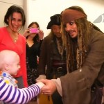 Johnny Depp en la Fundación del Hospital Infantil-JuicedTV