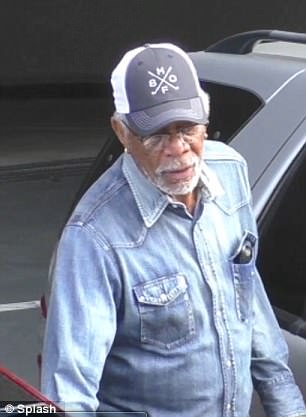 Morgan Freeman es fotografiado en Los Ángeles
