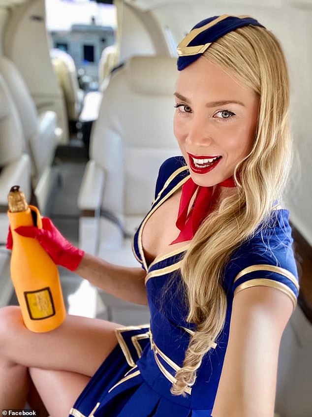La novia de Scaller compartió una foto de ella en un avión en las redes sociales.  No está claro si este es el mismo avión que se estrelló