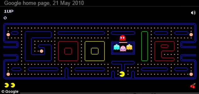 El más antiguo de la lista es el juego de arcade Pac Man, que fue la página de inicio de Google el 21 de mayo de 2010 (en la foto)