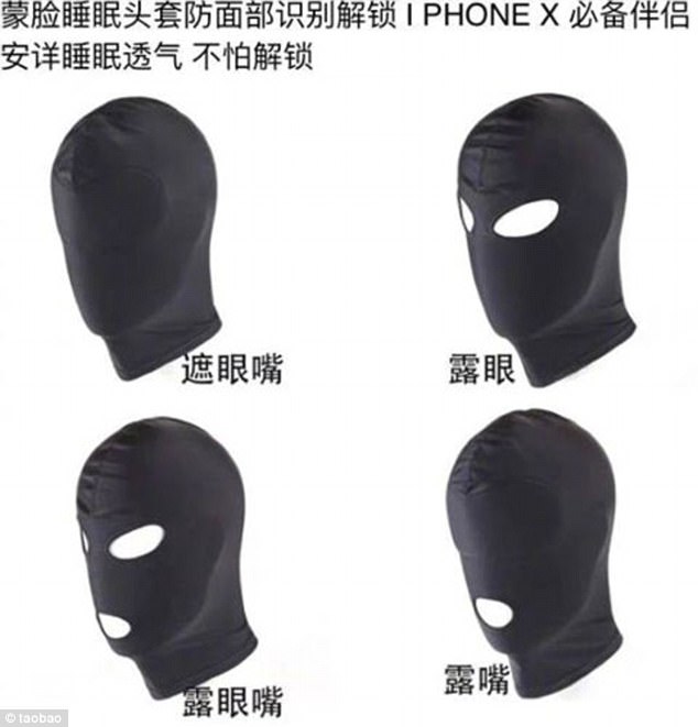Otro vendedor también incluyó una máscara negra con el nombre del iPhone X. Lanzado junto con el iPhone 8 y el iPhone 8 Plus, el nuevo dispositivo inspiró innumerables memes en línea, principalmente centrados en el nuevo Face ID futurista.
