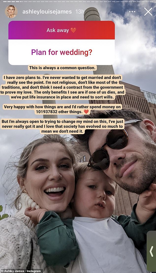 Honesto: la influencer feminista y ex estrella de Made In Chelsea, de 35 años, recurrió a su historia el lunes para responder una pregunta de un seguidor que preguntó sobre sus planes de boda.