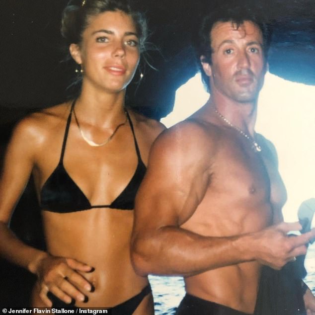 Este es el tercer matrimonio de Stallone, que parecía ser uno de los más fuertes de Hollywood hasta el momento, incluso cuando comenzó el romance de la pareja.
