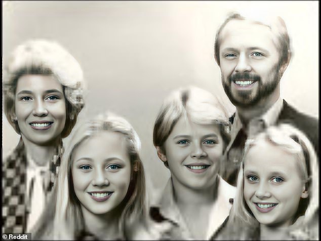 Una foto posterior de la familia Heche, de izquierda a derecha, Nancy, Abigail, Nathan, Donald y Anne Heche