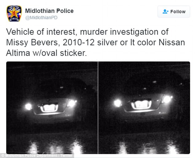 Las autoridades quieren hablar con el dueño de un Nissan Altima (en la foto) que fue visto en el área antes de que mataran a Bevers.